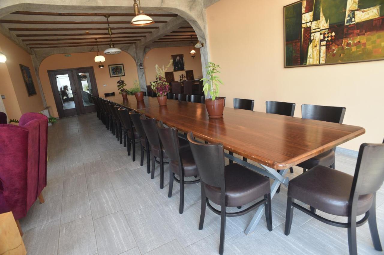 Villa Eleni Apartments Skopje Luaran gambar